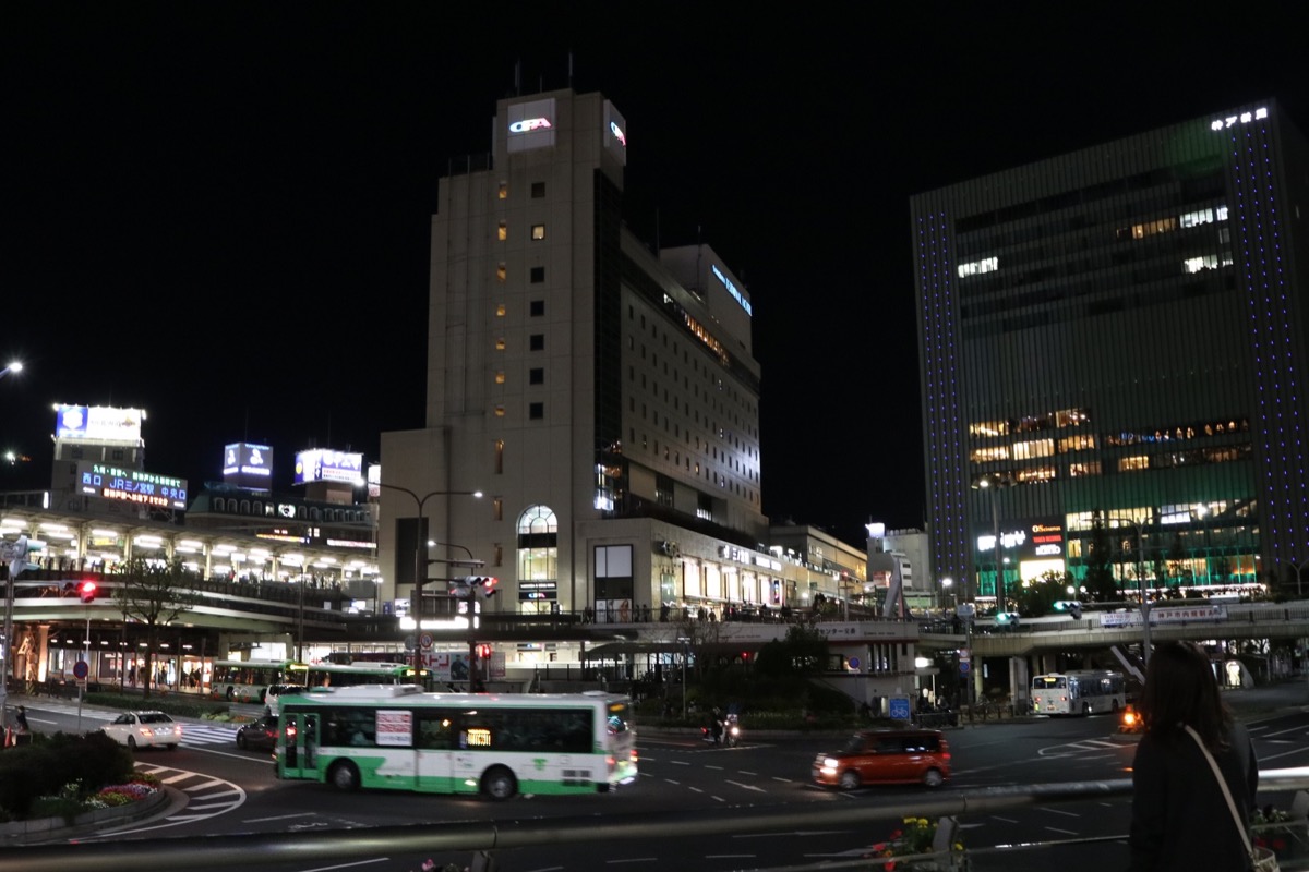 三宮の夜景を鑑賞 神戸市役所24階展望ロビーへ えのたろーが行く 僕の人生各駅停車